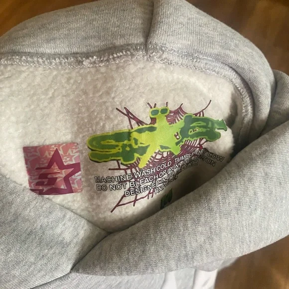 Brand New Sp5der Beluga Hoodie - Picture 2 of 3